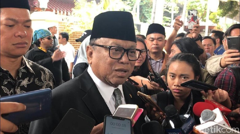 Sosok BJ Habibie di Mata OSO: Perhatian, Unik dan Tulus Sosok BJ Habibie di Mata OSO: Perhatian, Unik dan Tulus