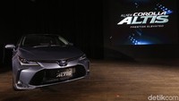 Dikembangkan dalam platform Toyota New Global Architecture (TNGA), Corolla generasi ke-12 ini hadir semakin fun to drive serta fitur safety terbaru melalui Toyota Safety Sense (TSS). Pool/Toyota.