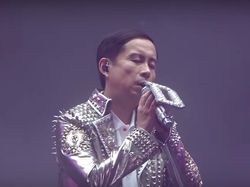 Momen Jack Ma Jadi Rockstar dan Ucapkan Selamat Tinggal