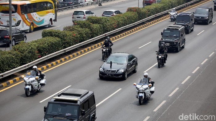 Rombongan Mobil Presiden dan Wakil Presiden