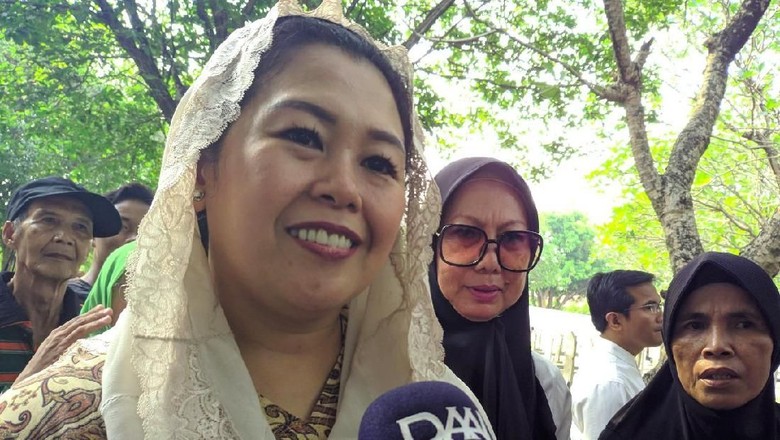 Yenny Wahid Dapat Pesan dari BJ Habibie: Terus Berjuang untuk Toleransi Yenny Wahid Dapat Pesan dari BJ Habibie: Terus Berjuang untuk Toleransi