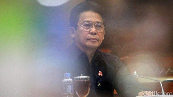 Uji kelayakan dan kepatutan capim KPK kembali berlanjut hari ini, Kamis (12/9). Johanis Tanak jadi salah satu capim KPK yang diuji Komisi III DPR hari ini.