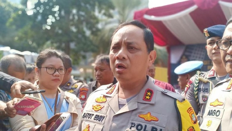 Soal Tudingan Rekayasa Teror Novel, Kapolda: Kalau Tak Terbukti Disetop Soal Tudingan Rekayasa Teror Novel, Kapolda: Kalau Tak Terbukti Disetop