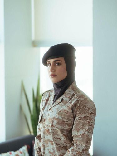 Kisah Para Wanita di Arab yang Hidupnya Berubah Setelah Ikut Pelatihan Militer