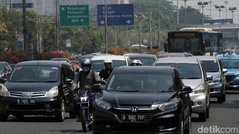 14 Ribu Pengendara Ditilang Selama 24 Hari Perluasan Ganjil-Genap 14 Ribu Pengendara Ditilang Selama 24 Hari Perluasan Ganjil-Genap