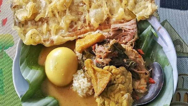 Pagi Ini Paling Nikmat Makan Nasi Penggel Kebumen yang Gurih Mantap