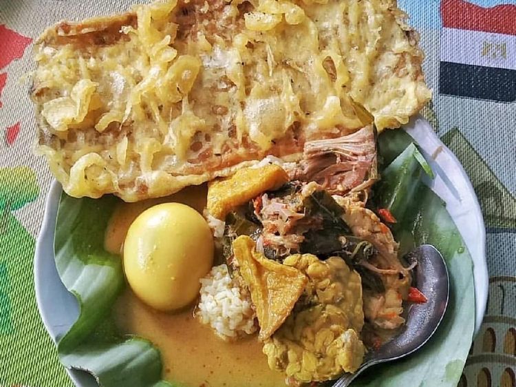 Pagi Ini Paling Nikmat Makan Nasi Penggel Kebumen yang Gurih Mantap