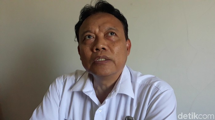 dr Rasipin, peneliti dari Dinkes Brebes. (Foto: Imam Suripto/detikcom) dr Rasipin, peneliti dari Dinkes Brebes. (Foto: Imam Suripto/detikcom)