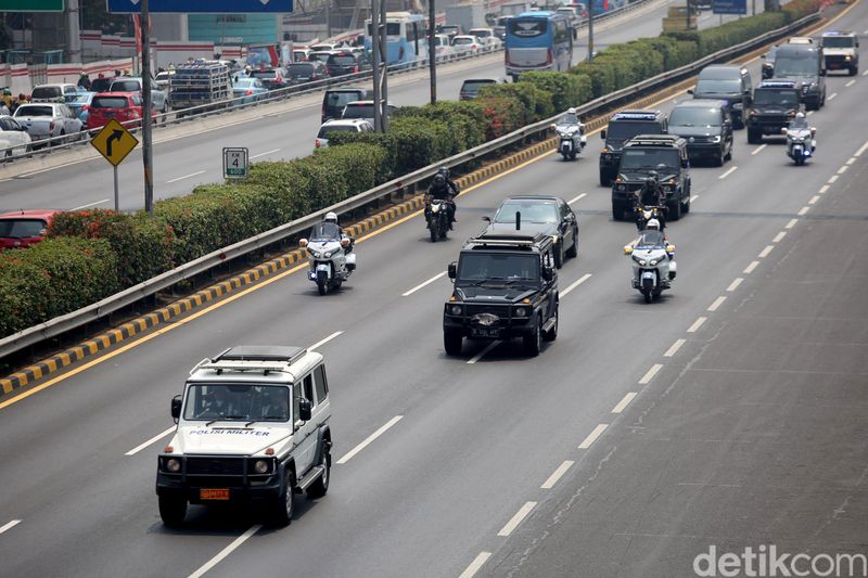 Rombongan Mobil Presiden dan Wakil Presiden