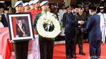 Berbalut Merah Putih, Jenazah BJ Habibie Diberangkatkan ke TMP Kalibata