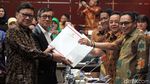 Malam-malam, DPR-Pemerintah Bahas Revisi UU KPK