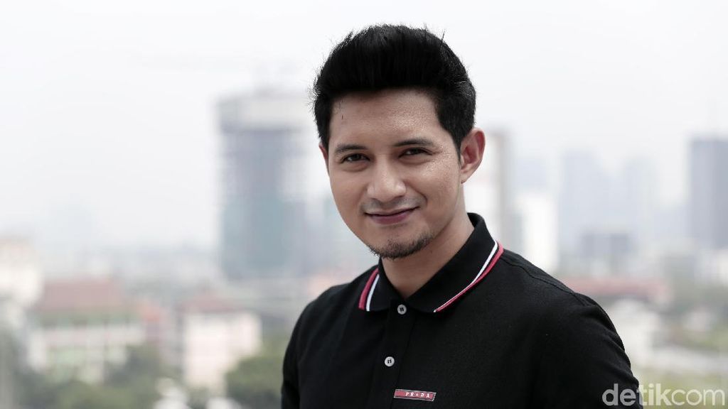 Chand Kelvin Buka-bukaan soal Fans Halu yang Menerornya Chand Kelvin Buka-bukaan soal Fans Halu yang Menerornya