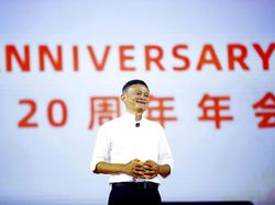 Momen Jack Ma Jadi Rockstar dan Ucapkan Selamat Tinggal