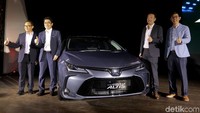 Dalam desain yang sama sekali baru dan lebih prestisius, PT Toyota-Astra Motor (TAM) secara resmi mulai memasarkan All New Corolla Altis di pasar Indonesia. Pool/Toyota.