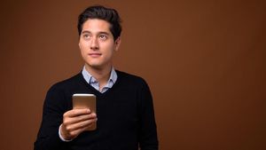 10 Hal Sepele yang Ternyata Bikin Pria langsung Terlihat Lebih Ganteng