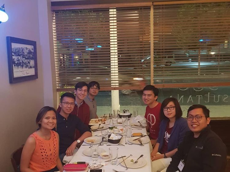 Makan Bareng Jokowi hingga Belanja Srikaya, Ini Kulineran Bos Bukalapak