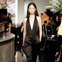 Desainer Ralph Lauren menghadirkan koleksi busananya pada gelaran New York Fashion Week Spring 2020 di William and Wall, The Manhattan Yacht Club, New York. Sabtu, 7 September 2019. [Photo by JP Yim/Getty Images]