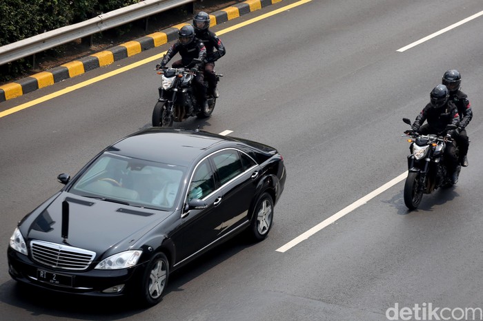 Rombongan Mobil Presiden dan Wakil Presiden