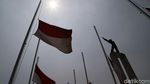 Lapangan Banteng Kibarkan Bendera Setengah Tiang untuk BJ Habibie