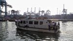 Aksi Bersihkan Sampah Laut Sambut Hari Perhubungan Nasional