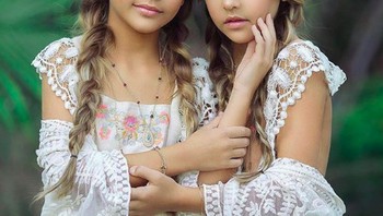 Mereka adalah Leah Rose dan Ava Marie. (Foto: Instagram/clementstwins)