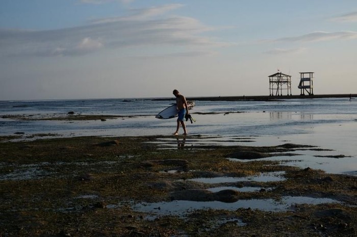 pantai lakey dompu