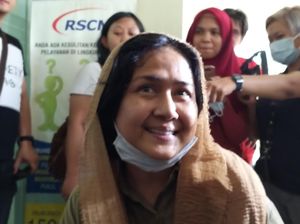 Kesehatan Ria Irawan Menurun, Ini Sebabnya Pasien Kanker Kondisinya Naik-Turun