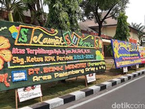 Irjen Firli Jadi Ketua KPK, Karangan Bunga Banjiri Halaman Polda Sumsel