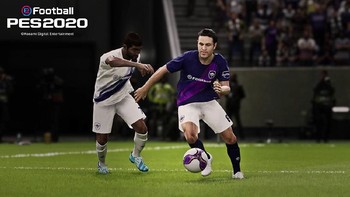 Gaya Andres Iniesta menggiring bola di PES 2020. (Foto: Dok. PES 2020/Konami)