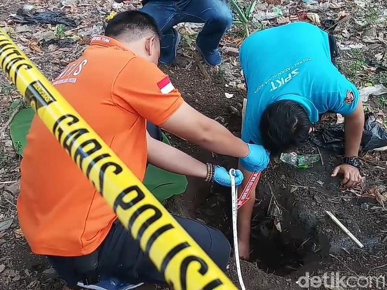 Ibu di Tasikmalaya Aborsi dan Kubur Janin 7 Bulan Sendiri Ibu di Tasikmalaya Aborsi dan Kubur Janin 7 Bulan Sendiri