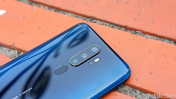 Sidik jarinya barada di bagian belakang. Foto: Adi Fida Rahman/detikINET