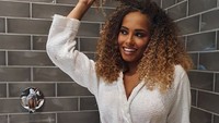 Amber dikontrak senilai Rp 17,3 miliar oleh brand Miss Pap. Dok. Instagram/amberrosegill