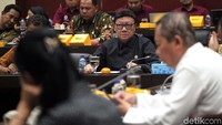 Mendagri Tjahjo Kumolo mewakili pemerintah dalam pembahasan UU MD3, Jumat (13/9/2019).