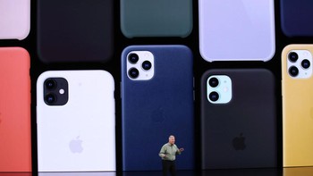 Di antara ketiganya, iPhone 11 dibekali dua kamera belakang, sedangkan iPhone 11 Pro dan iPhone 11 Pro Max punya tiga kamera belakang. Foto: Justin Sullivan/Getty Images