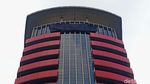 Before-After Kain Hitam Penutup Logo KPK