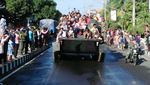 Parade Kendaraan Tempur di Situbondo