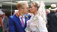 Keduanya tak segan menunjukan kemesraan mereka di depan umum. Dok. Instagram/officialkatieprice