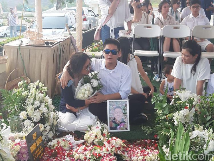 Lepas sang Adik, Boy William: Raymond, I Love You