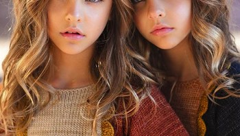 Mereka pun dijuluki netizen sebagai anak kembar tercantik di dunia. (Foto: Instagram/clementstwins)