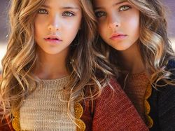 Pesona Gadis Kembar Tercantik Sedunia