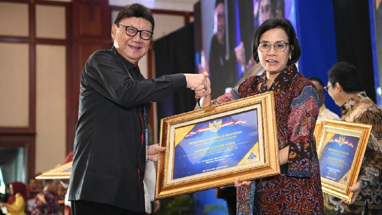 Kemendagri dan BNPP Kembali Raih Opini WTP dari Kemenkeu Kemendagri dan BNPP Kembali Raih Opini WTP dari Kemenkeu