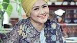 Ditemani Suami, Ini Momen Ria Irawan Jelaskan Kesehatannya