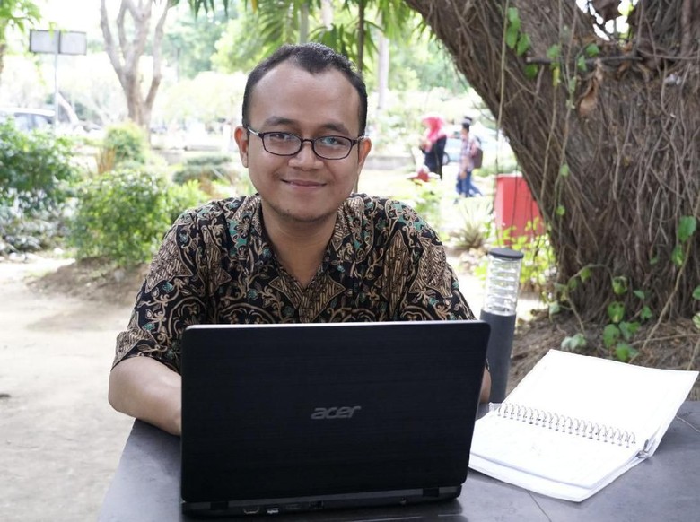 Fachruddin Ari Setiawan, Wisudawan Termuda ITS yang Berusia 19 Tahun Fachruddin Ari Setiawan, Wisudawan Termuda ITS yang Berusia 19 Tahun