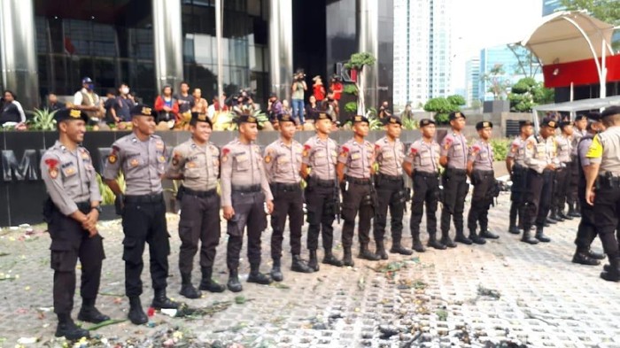 Demo Ricuh Mereda, KPK Masih Dijaga Polisi