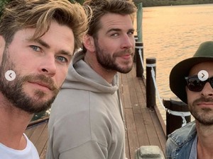 Miley Cyrus Makin Mesra dengan Kaitlynn, Liam Hemsworth Asyik Liburan