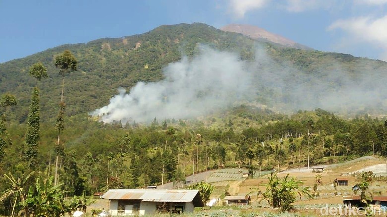 80 Foto Penampakan Gunung Slamet HD