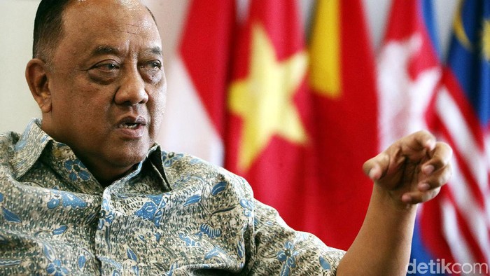 Ketua umum KONI Pusat, Marciano Norman.
