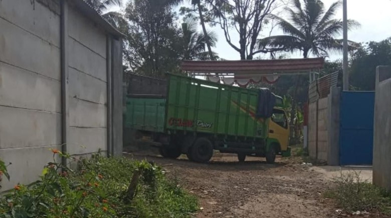 Sudah Disetop, Peternakan Ayam WNA Cina di Cianjur Tetap Beroperasi Sudah Disetop, Peternakan Ayam WNA Cina di Cianjur Tetap Beroperasi