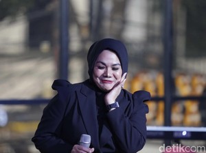 Sarita Abdul Mukti Ngaku Takut Sama Vicky Prasetyo, Kenapa?