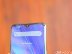Unboxing Realme 5 Pro, Menggoda Lewat Spek & Kamera